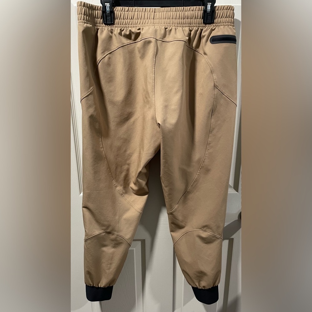 UA Joggers - Picture 2 of 4